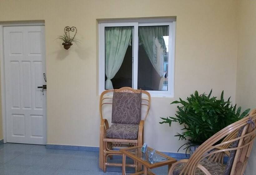 پانسیون Casa Guanaba's Nest