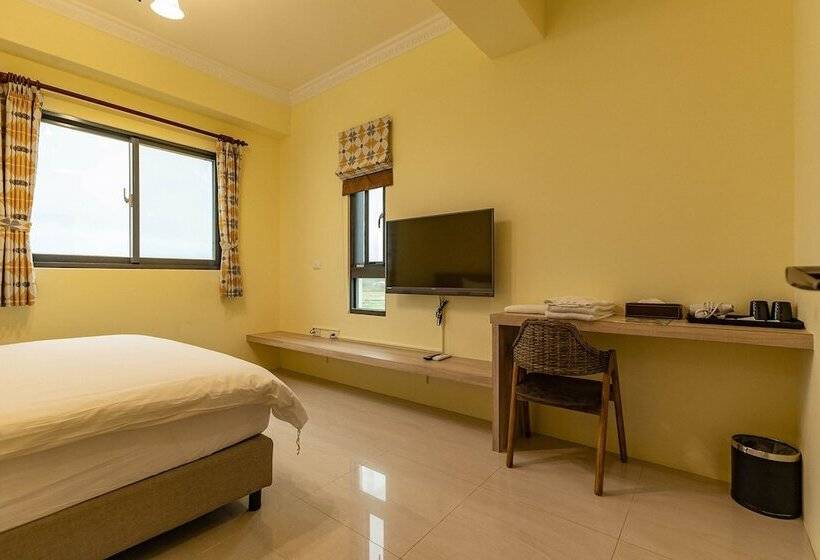 تختخواب و صبحانه Memories