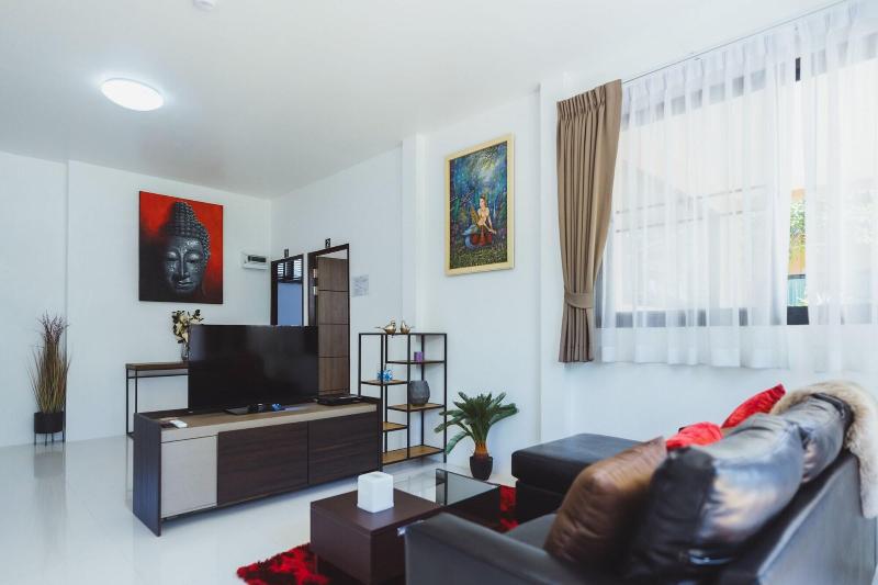 Hotel Baan Nern Khao Resort Pattaya