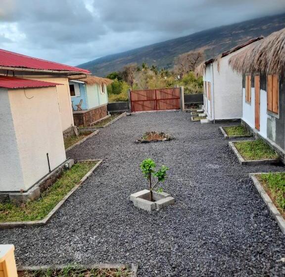 هتل Chalets Chomoni