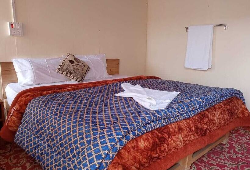 Hotel Gopa Residency Temisgam Village