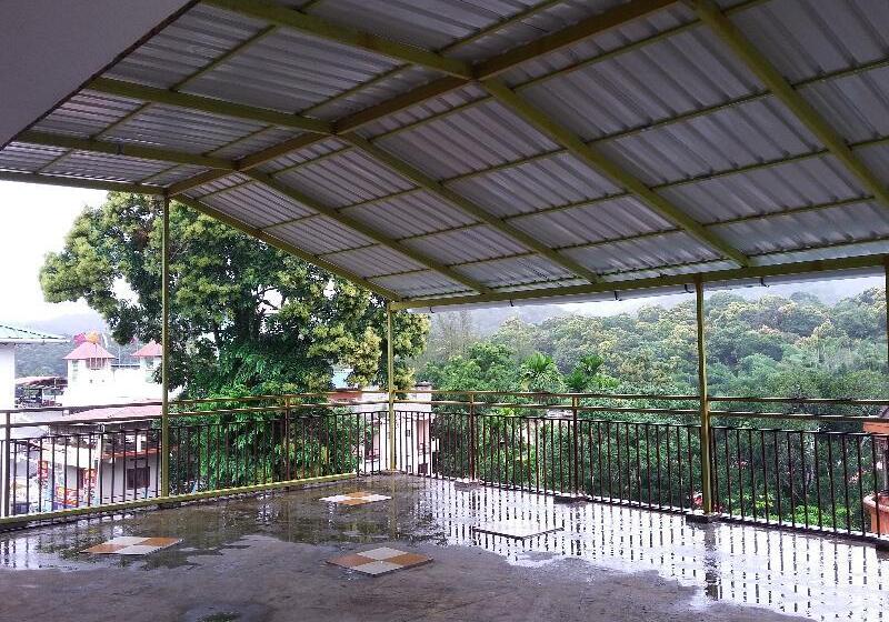 ホテル Quadriya Palace