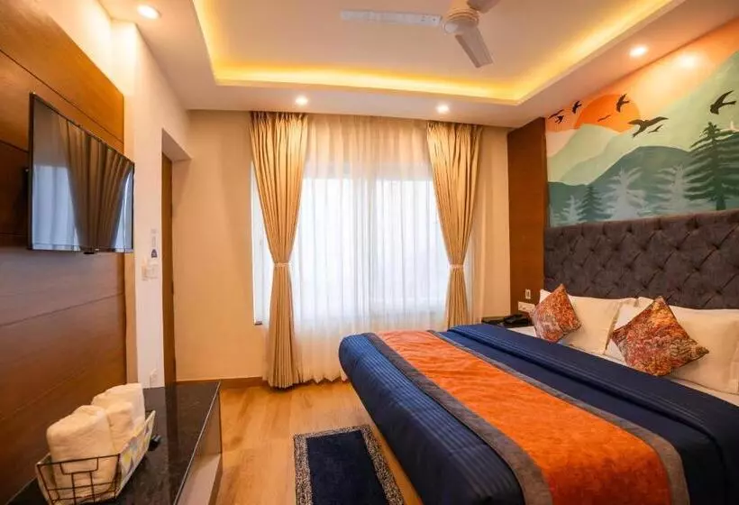 هتل Shalom Backpackers Mussoorie