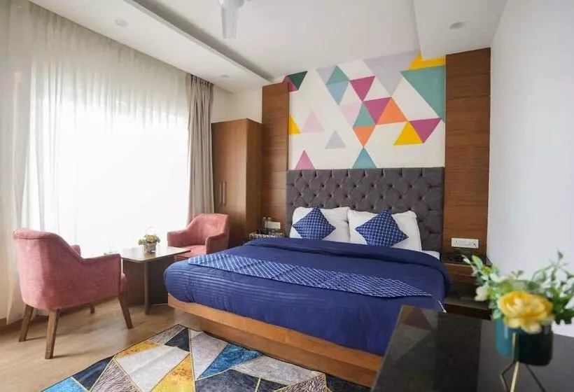 هتل Shalom Backpackers Mussoorie