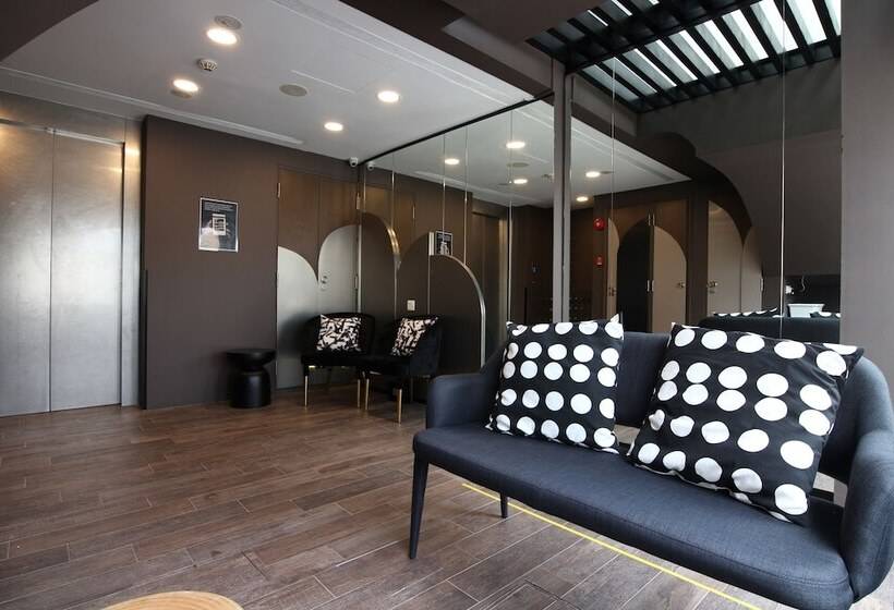 هتل St Signature Bugis Beach, Short Overnight, 8 Hours, 11pm 7am