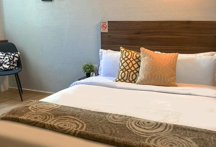 هتل St Signature Bugis Beach, Short Overnight, 8 Hours, 11pm 7am