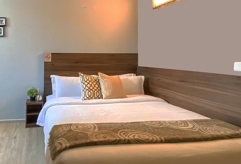 هتل St Signature Bugis Beach, Short Overnight, 8 Hours, 11pm 7am