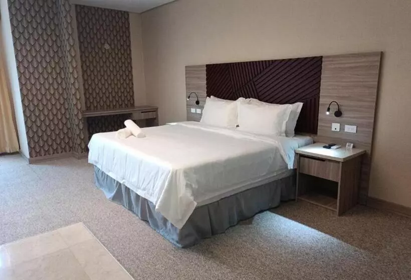 Juniotel Hotel Boutique