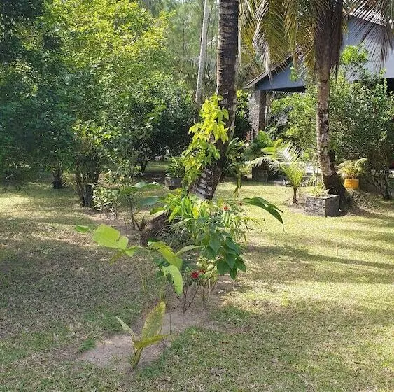 پانسیون Domaine Des Citronniers