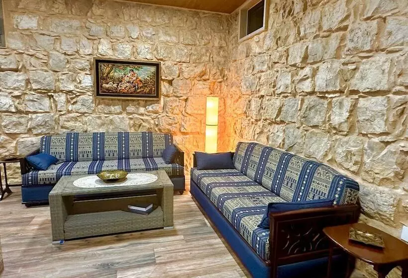 پانسیون Kay Loft