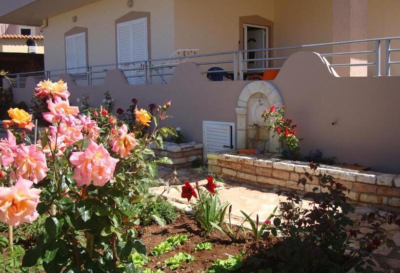 Пансион Ksamil Harmony Studios