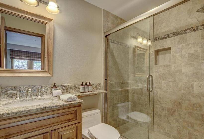 استراحتگاه Beaver Creek Village