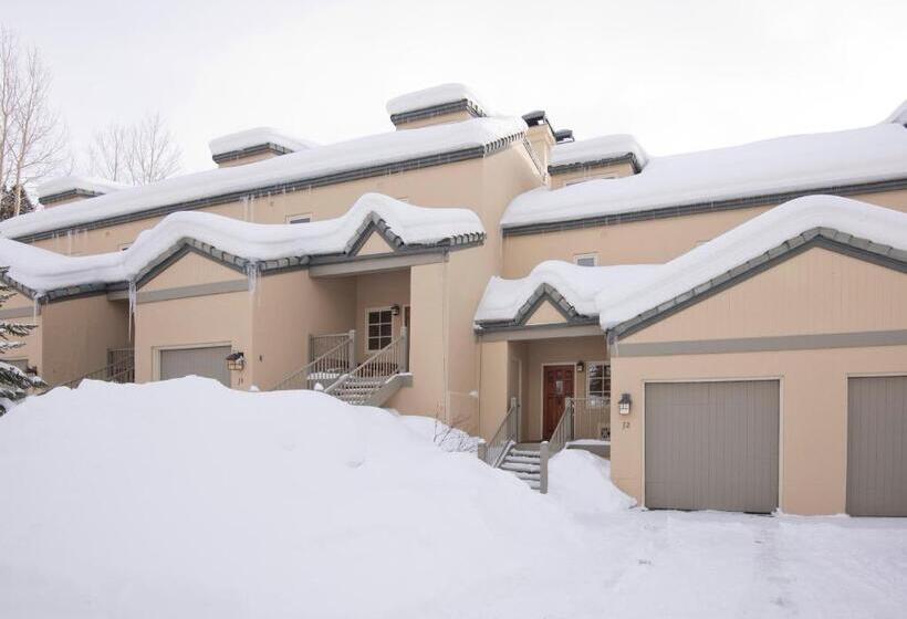 استراحتگاه Beaver Creek Village