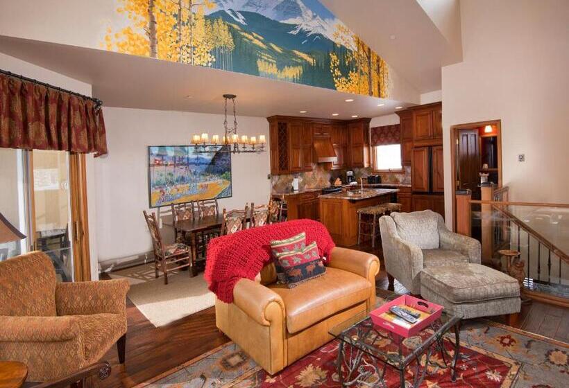 استراحتگاه Beaver Creek Village