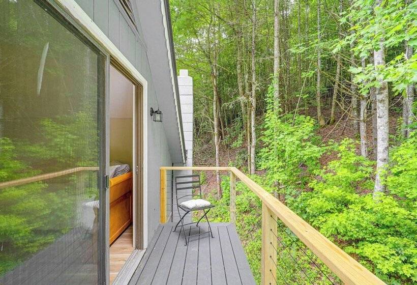 24 Acre Cottage W/ Hot Tub ~ 10 Mi To Blowing Rock