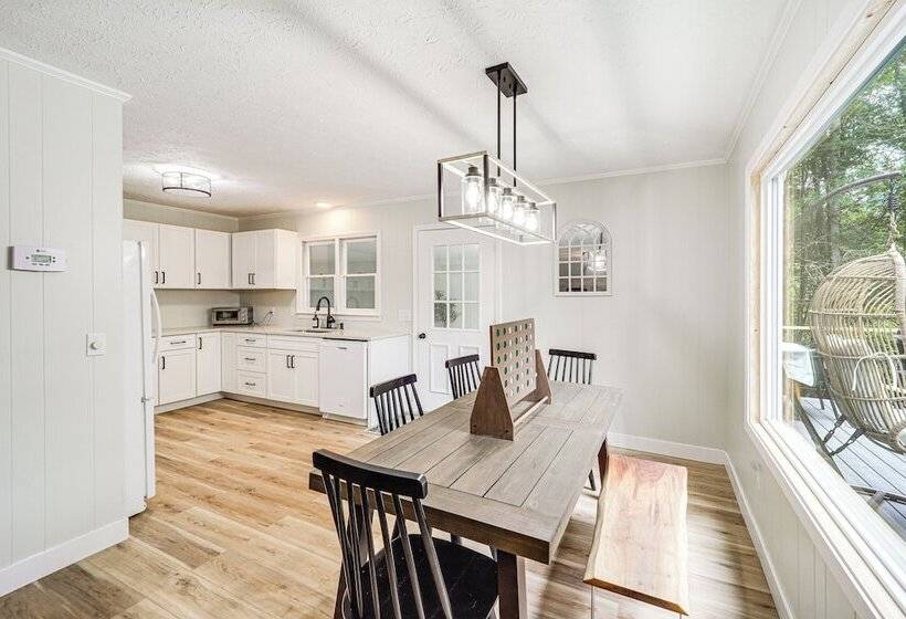 24 Acre Cottage W/ Hot Tub ~ 10 Mi To Blowing Rock