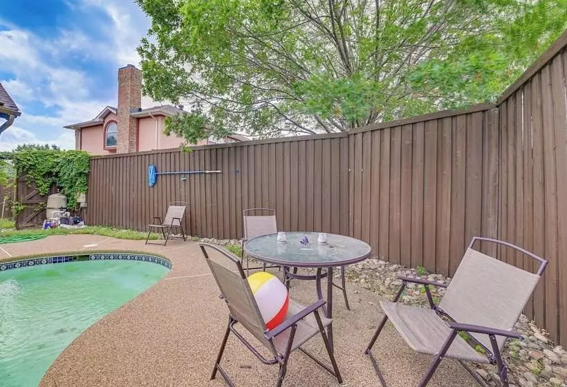 10 Mi To Lake Lewisville: Carrollton Home W/ Pool