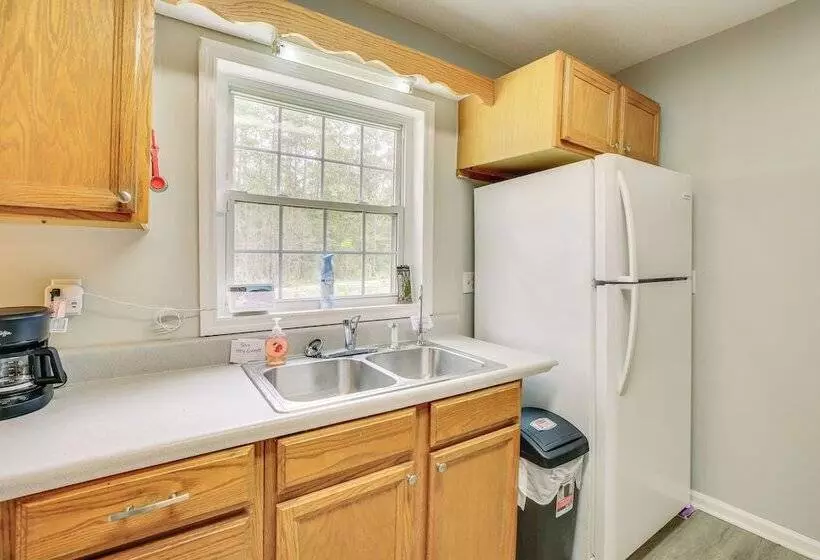 Charming Little River House < 7 Mi To Beach!