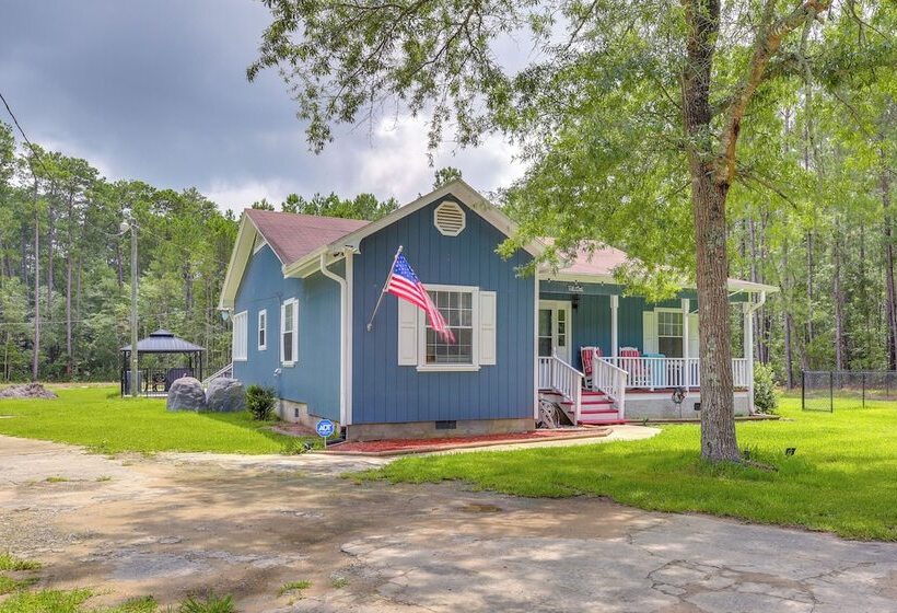 Charming Little River House < 7 Mi To Beach!