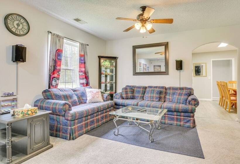 Charming Little River House < 7 Mi To Beach!