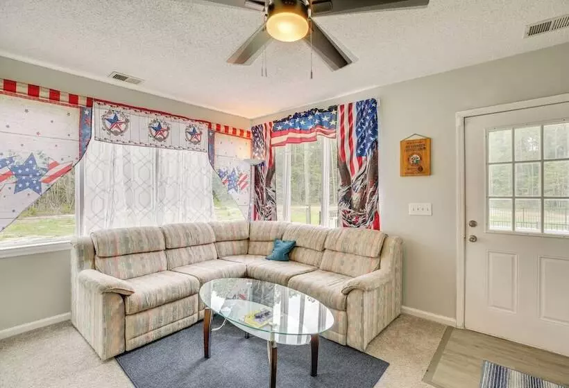 Charming Little River House < 7 Mi To Beach!