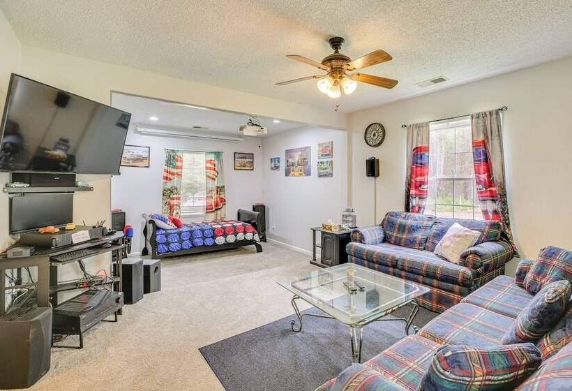 Charming Little River House < 7 Mi To Beach!