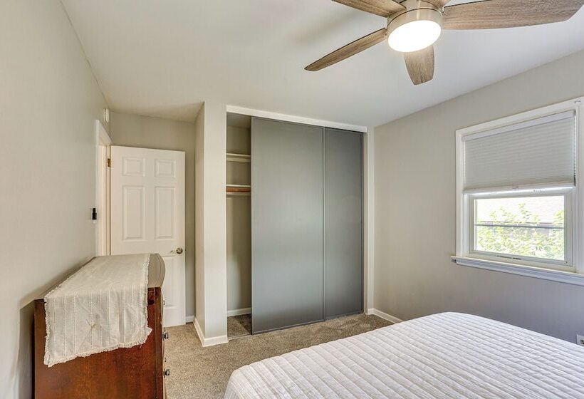 Dutch Country Home Near Family Attractions!