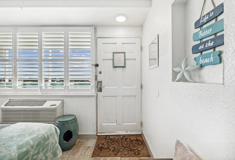 Fontainebleau 706 By Avantstay Beachfront+views