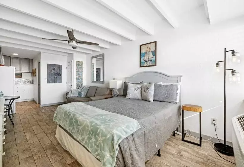 Fontainebleau 706 By Avantstay Beachfront+views