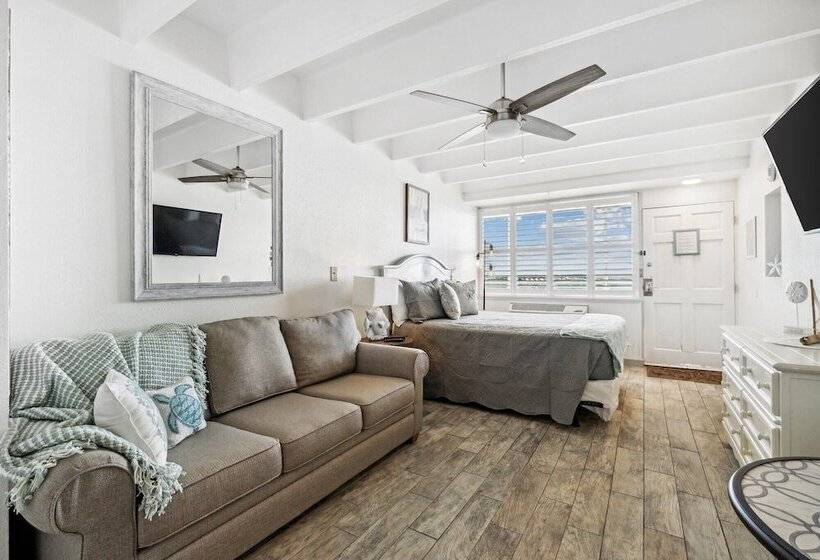 Fontainebleau 706 By Avantstay Beachfront+views