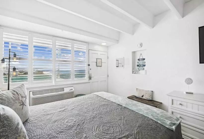 Fontainebleau 706 By Avantstay Beachfront+views