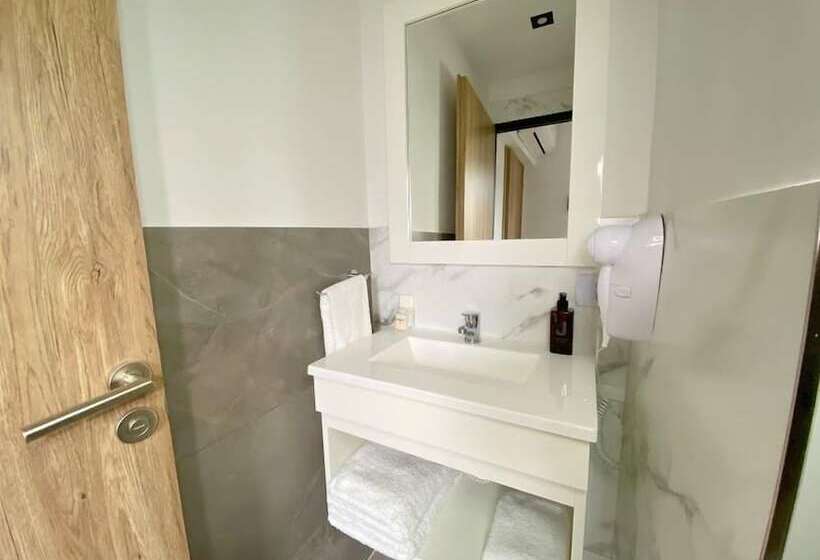 호텔 Mérit Parque Leloir By Amérian