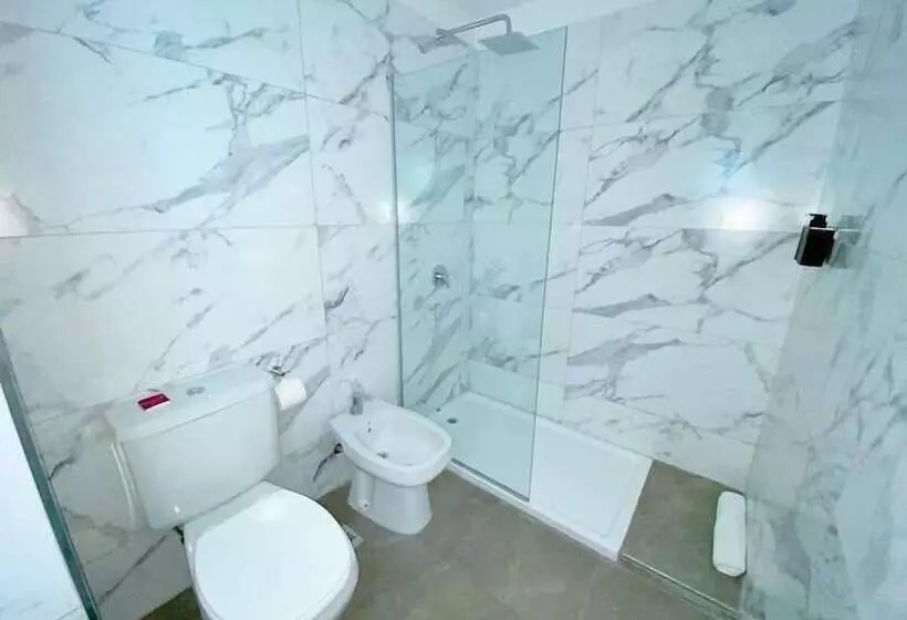 Hotelli Mérit Parque Leloir By Amérian