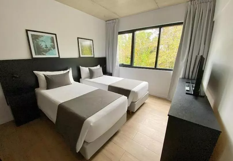 Hotelli Mérit Parque Leloir By Amérian