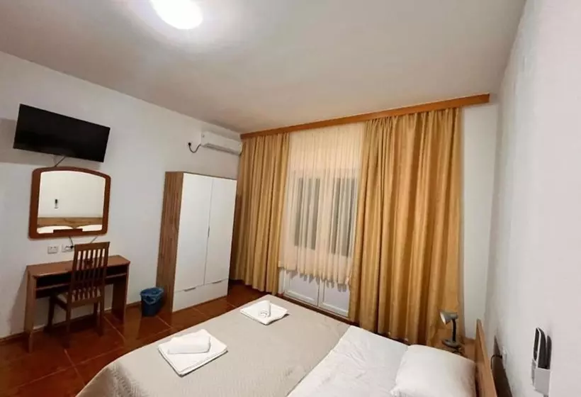 هتل Pansion Tony Pag