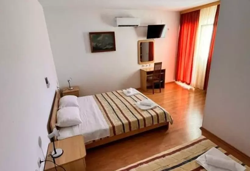 هتل Pansion Tony Pag