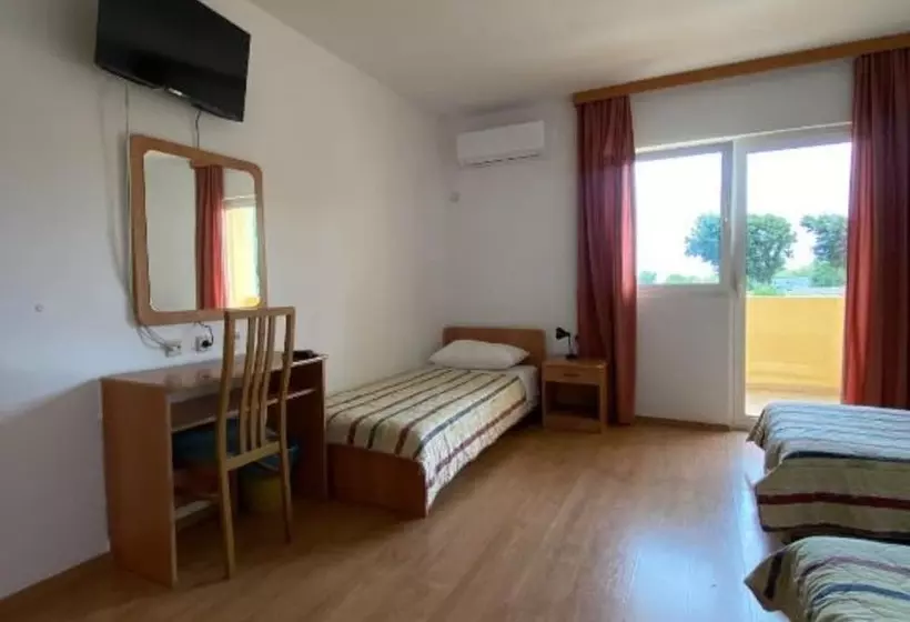 هتل Pansion Tony Pag