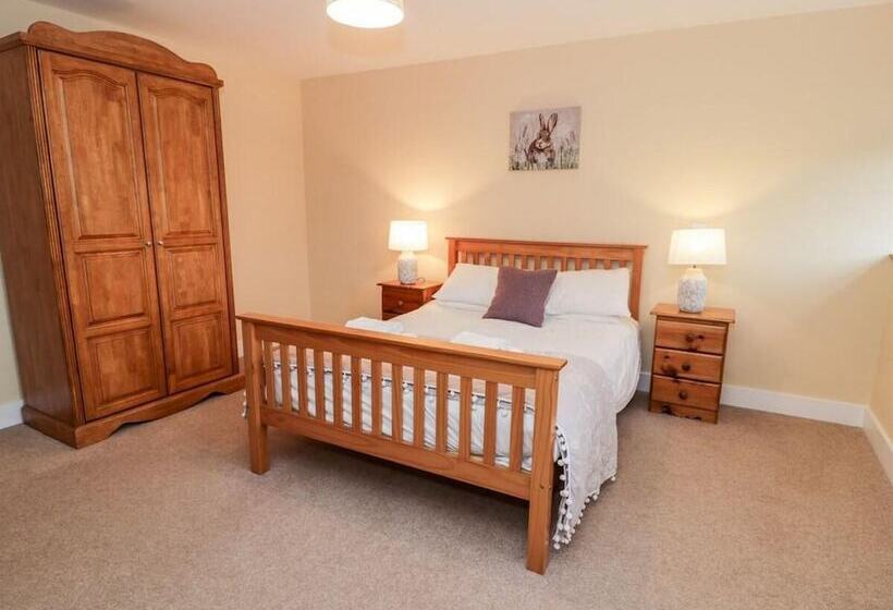 乡村酒店  Cosy Countryside Barn Retreat In Corwen