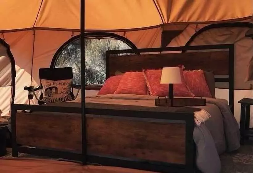 Hotelli Vegas Glamping