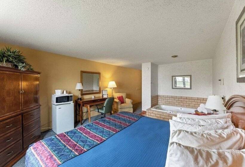 Iron Ridge Inn Motel