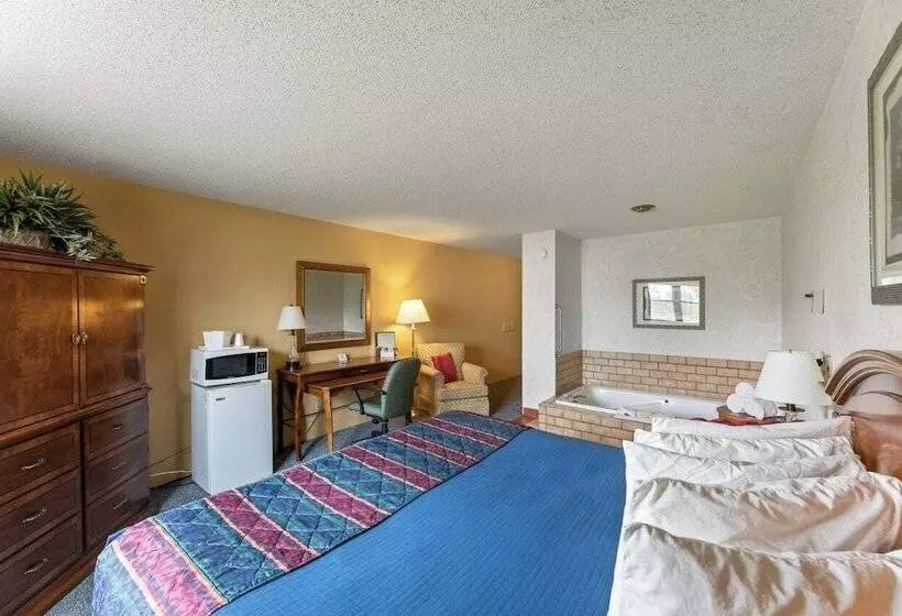 Iron Ridge Inn Motel