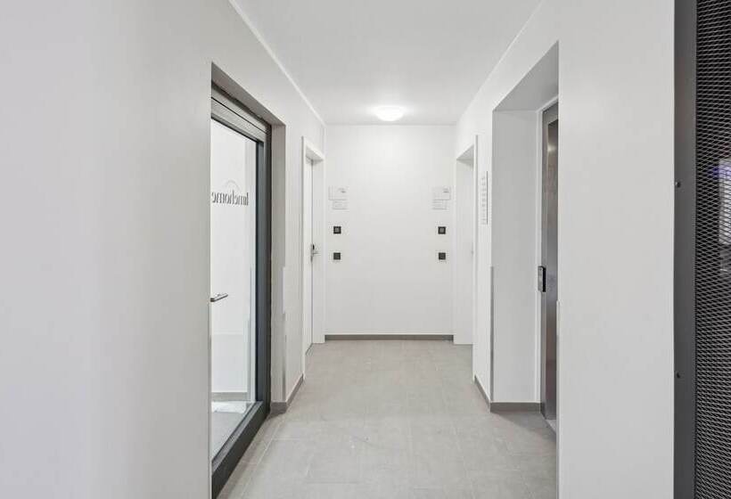 Limehome Memmingen Maximilianstraße