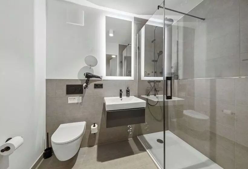 Limehome Memmingen Maximilianstraße