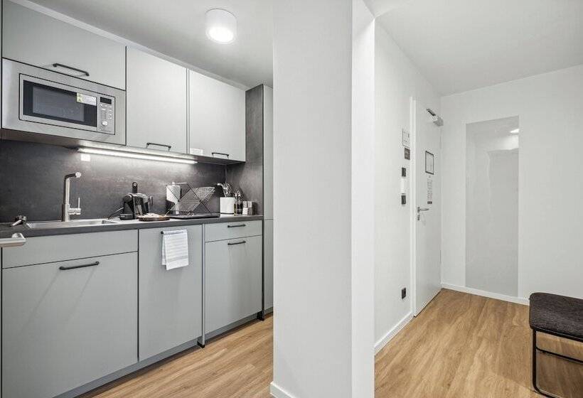 Limehome Memmingen Maximilianstraße