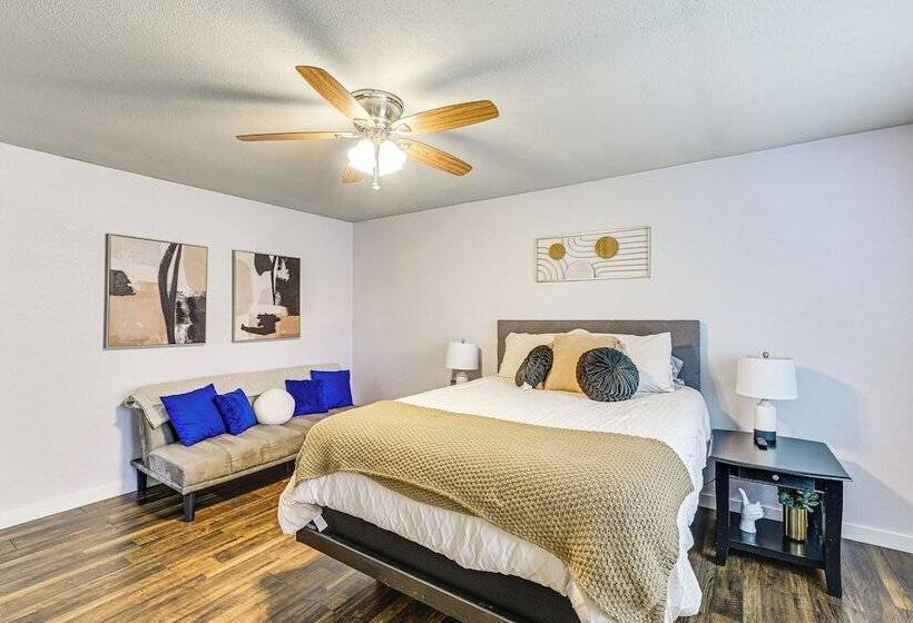 Near Lewisville Lake: Home In The Colony W/ Yard!