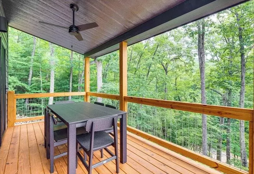 Modern Hiker S Haven W/ Dupont State Forest Views!