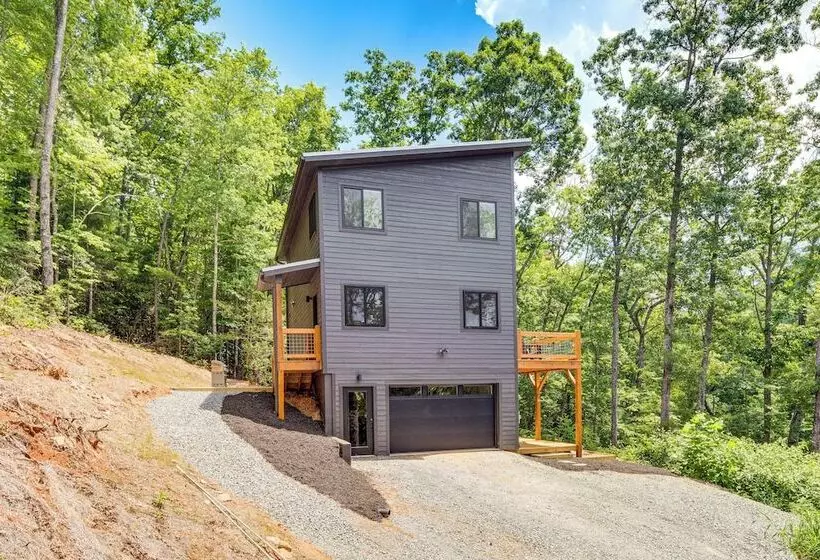 Modern Hiker S Haven W/ Dupont State Forest Views!