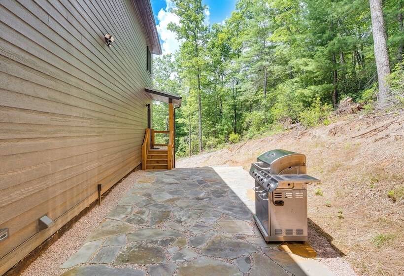 Modern Hiker S Haven W/ Dupont State Forest Views!