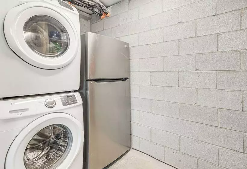 Modern Hiker S Haven W/ Dupont State Forest Views!