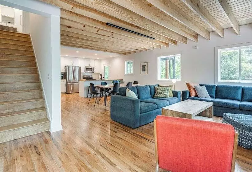 Modern Hiker S Haven W/ Dupont State Forest Views!